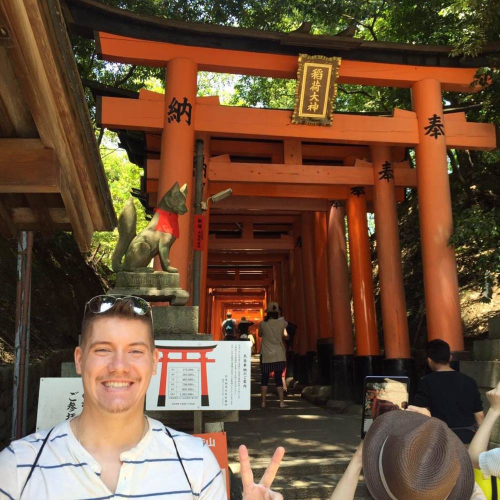 Meet your Posher, Blake